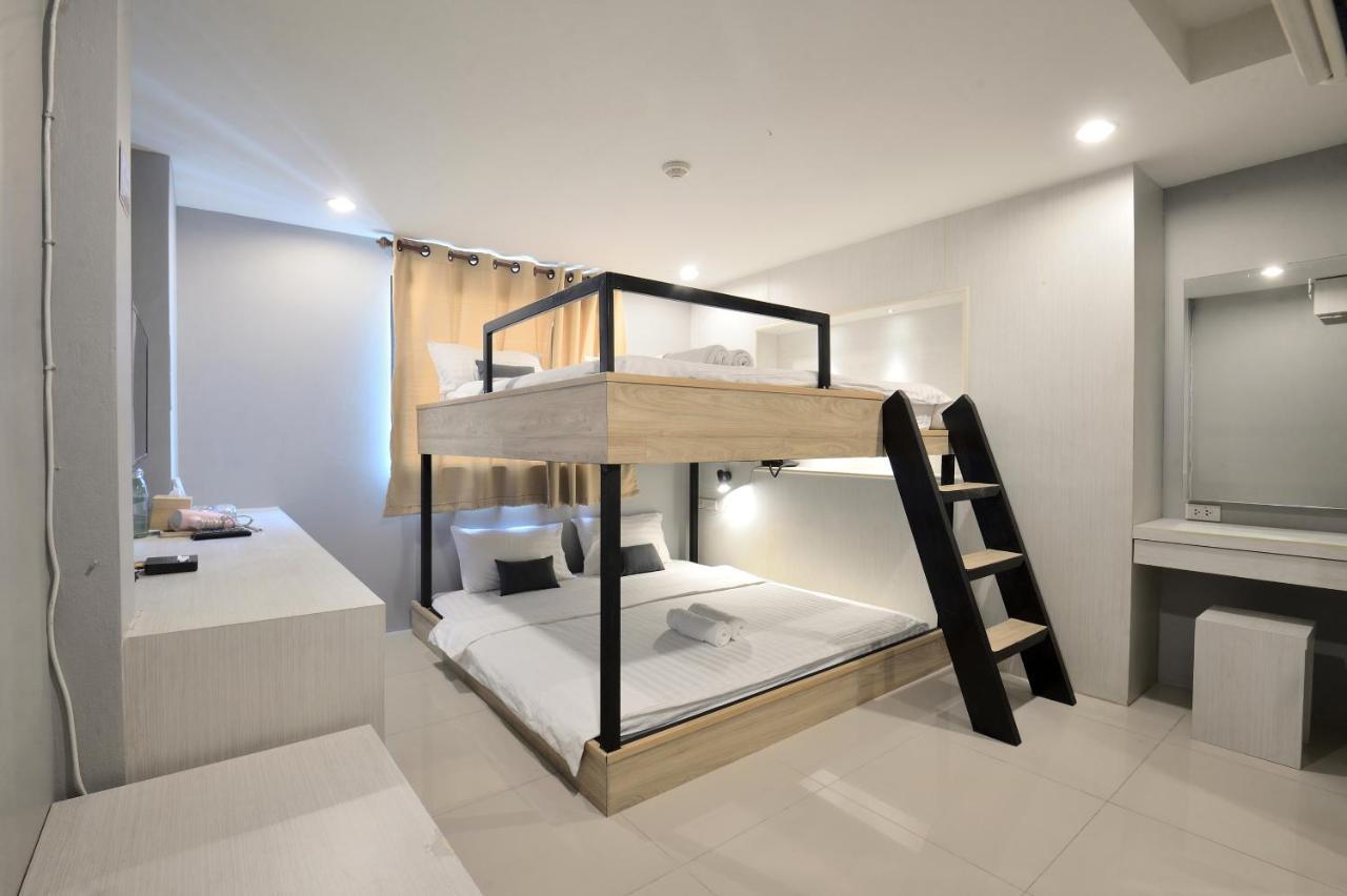 De Lux Bangkok Hotel Экстерьер фото