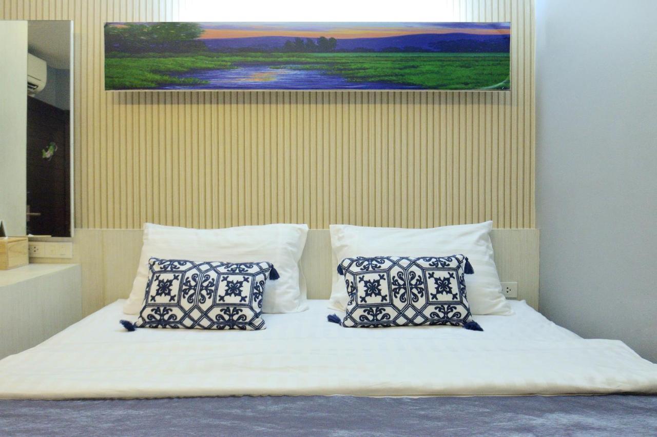 De Lux Bangkok Hotel Экстерьер фото